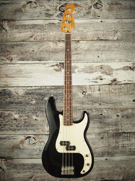 fender precision bass mim.